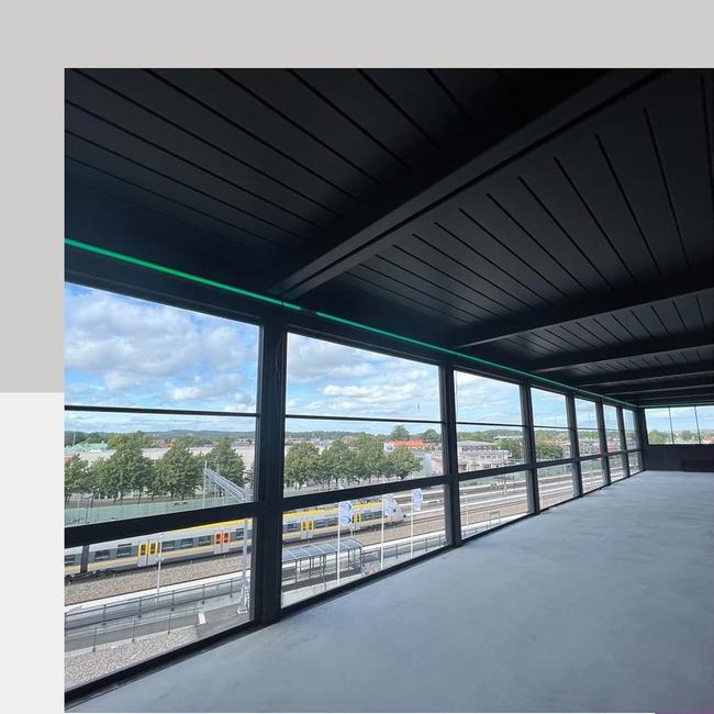 Rolling Roof Pergola